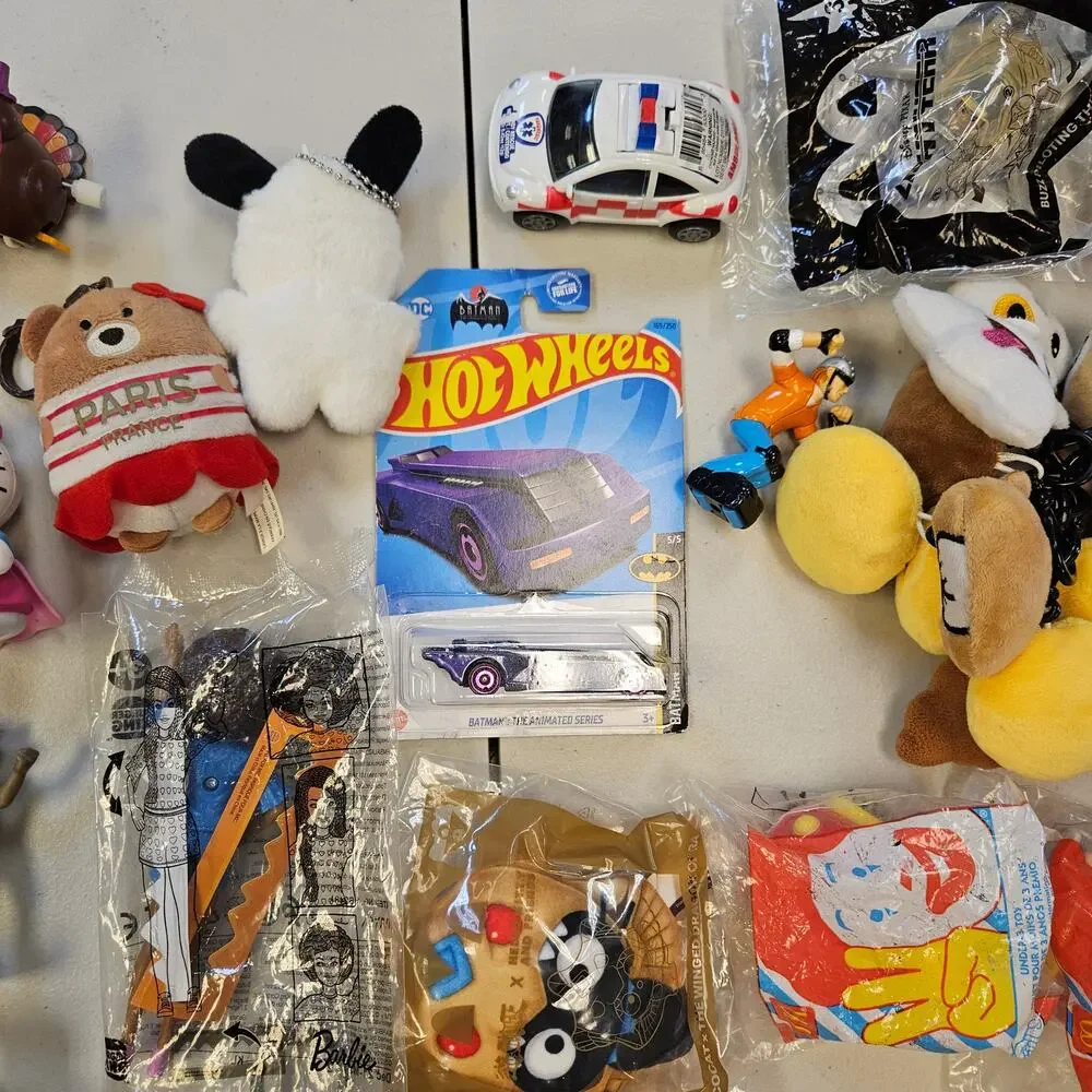 VINTAGE MCDONALDS HAPPY MEAL TOYS LOT TY BARBIE HOT WHEELS PLUSH FIGURES 90S 00S